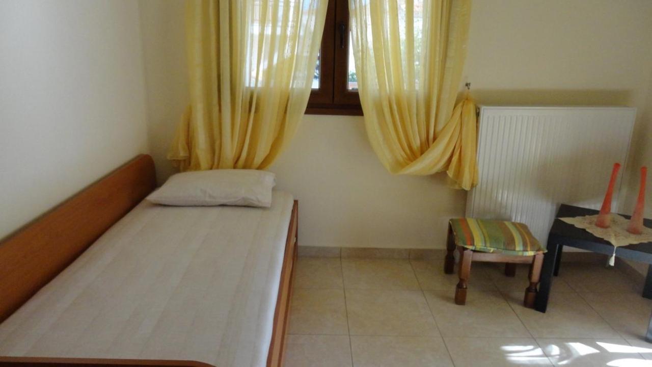 Επινειο/Epinio Appartement Nikiti  Buitenkant foto