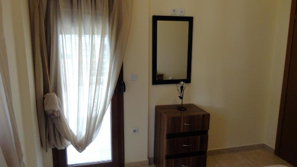 Επινειο/Epinio Appartement Nikiti  Buitenkant foto