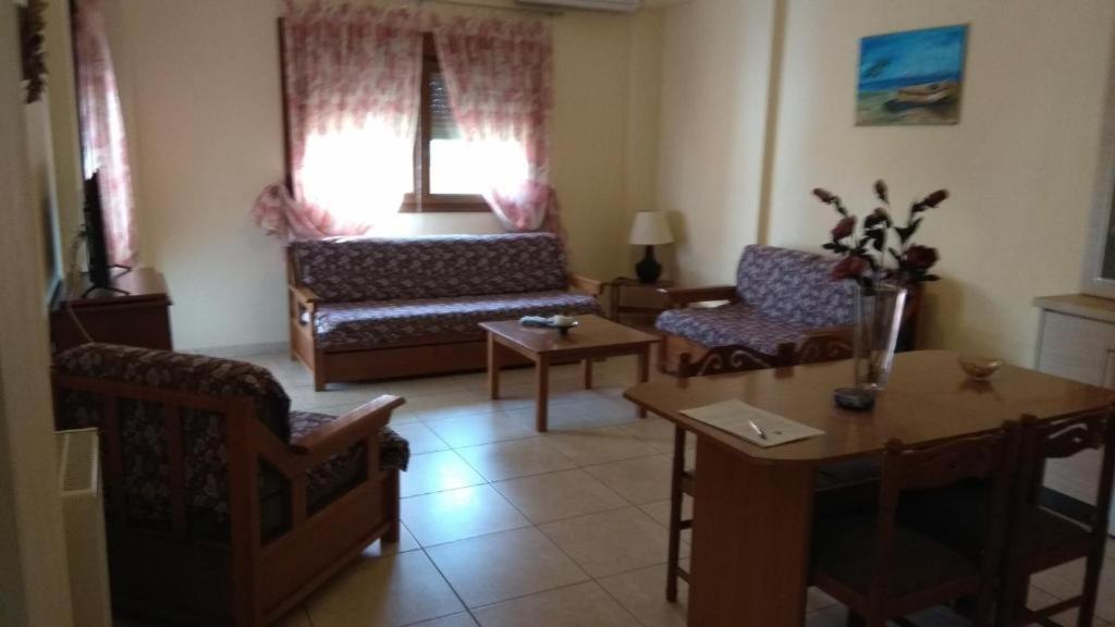 Επινειο/Epinio Appartement Nikiti  Buitenkant foto