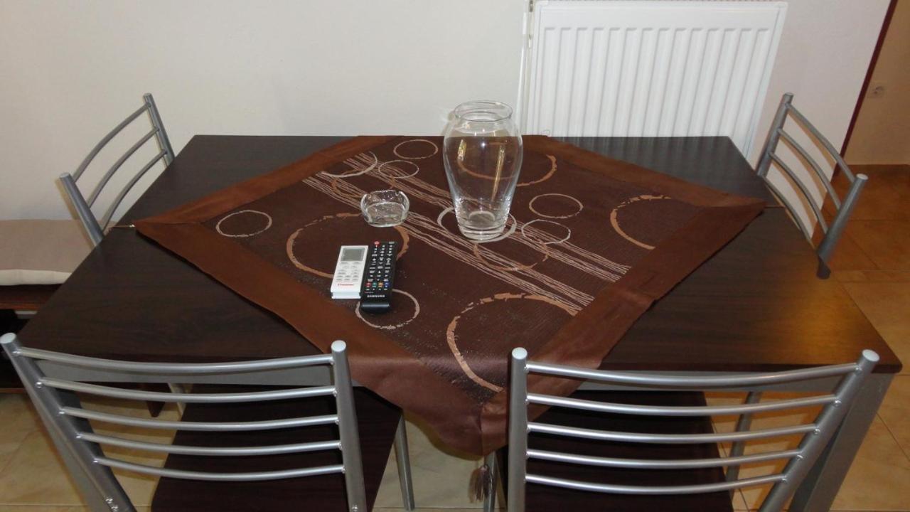 Επινειο/Epinio Appartement Nikiti  Buitenkant foto