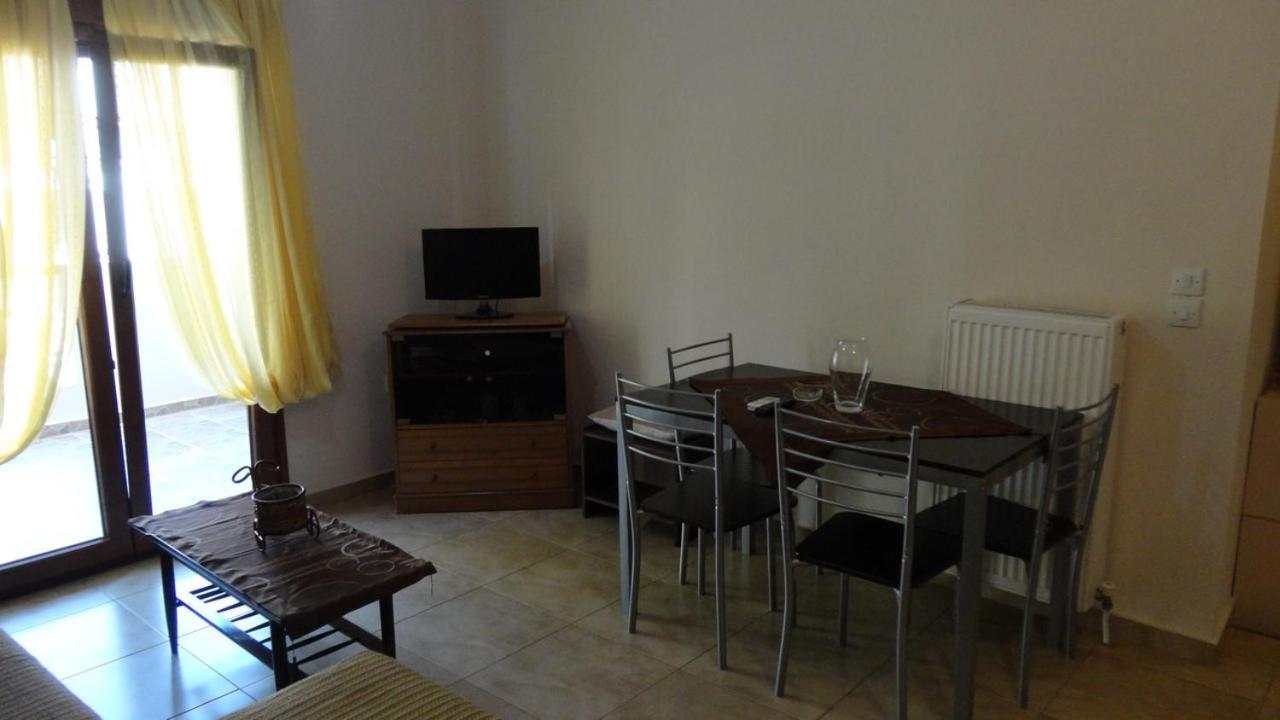 Επινειο/Epinio Appartement Nikiti  Buitenkant foto