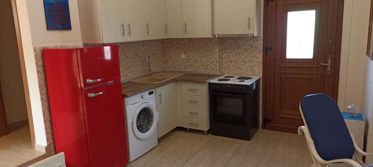 Επινειο/Epinio Appartement Nikiti  Buitenkant foto