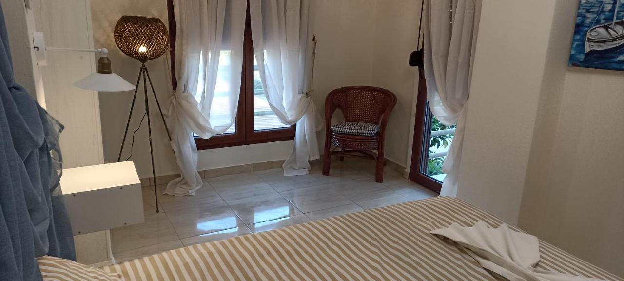 Επινειο/Epinio Appartement Nikiti  Buitenkant foto